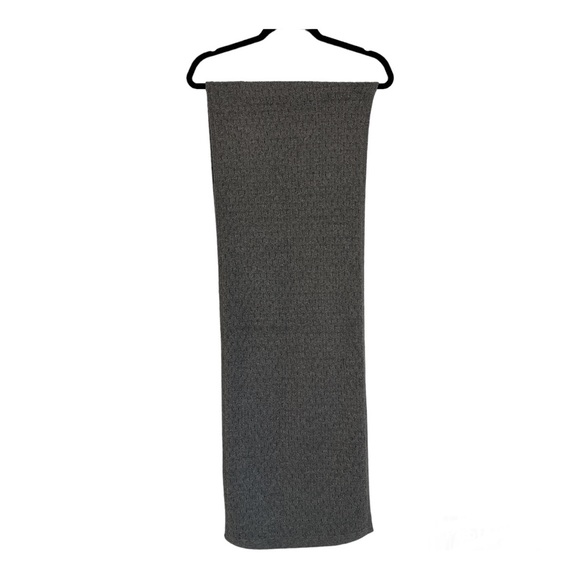 NWOT | Echo New York | Grey Patterned Knit Scarf - Picture 4 of 16